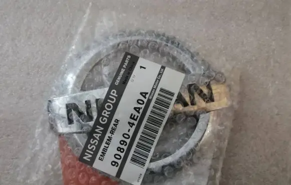Nissan Qashqai Manufacturers badge/model letters 90890-4EA0A