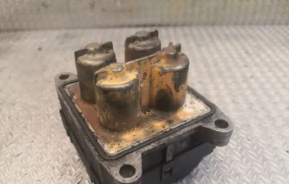 Mercedes-Benz E W210 Electric auxiliary coolant/water pump 0001591104