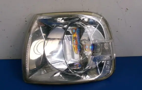 Volkswagen Transporter - Caravelle T4 Front indicator light 