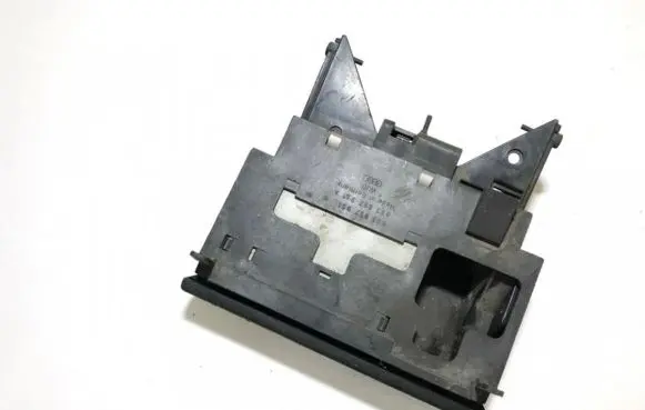 Car ashtray