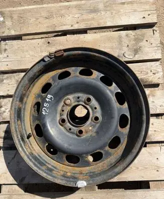 BMW 1 E81 E87 R16 steel rim 8765