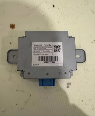 Peugeot 3008 II Camera control unit module 9818608380 MB2374002016