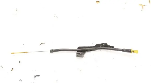 Volkswagen Golf VIII Oil level dip stick 818926880
