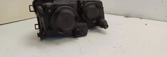 Volkswagen PASSAT B5 Headlight/headlamp