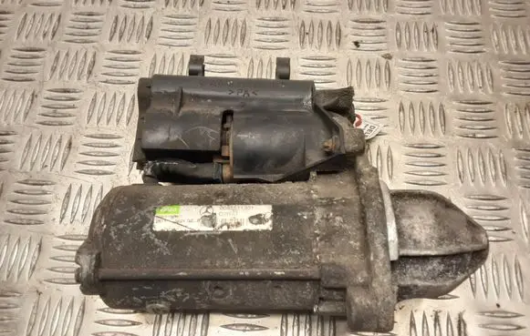 Mercedes-Benz E W211 Starter motor 0051511301