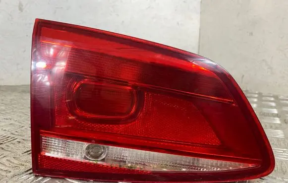Volkswagen PASSAT B7 Tailgate rear/tail lights 3AF945093L E12990 605511