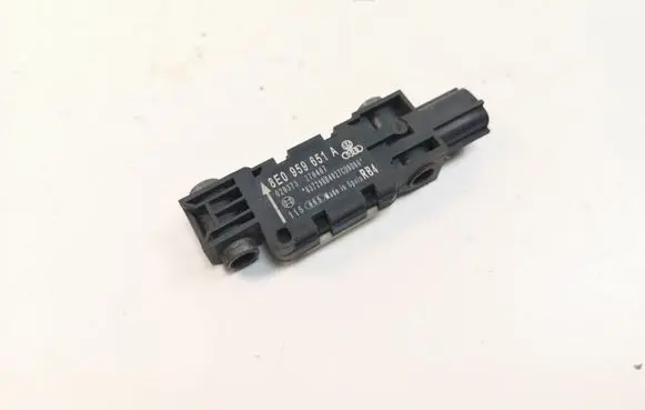 Audi A4 S4 B7 8E 8H Airbag deployment crash/impact sensor 8E0959651A