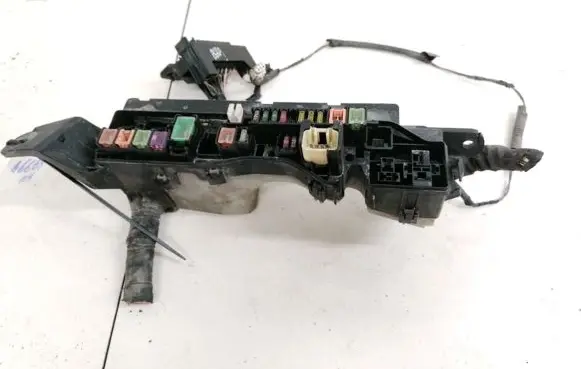 Toyota Avensis T250 Fuse box set