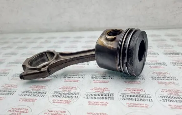 Volkswagen Touran I Piston with connecting rod 0386DE