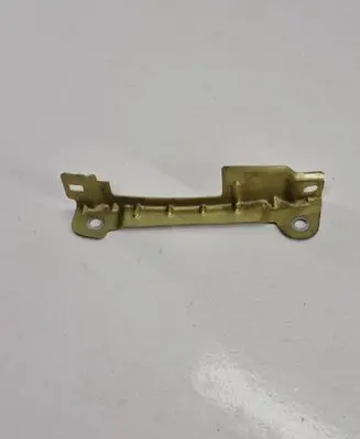 Citroen C4 Grand Picasso Fender mounting bracket 03D