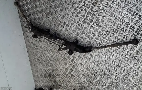 Toyota Avensis T250 Steering rack