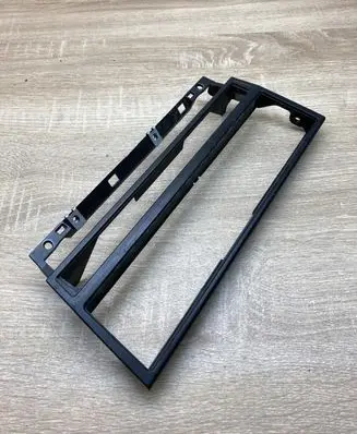 BMW 5 E39 Radio/GPS head unit trim 8247302
