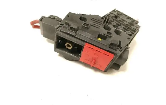 Mercedes-Benz ML W166 Fuse module A1665402450