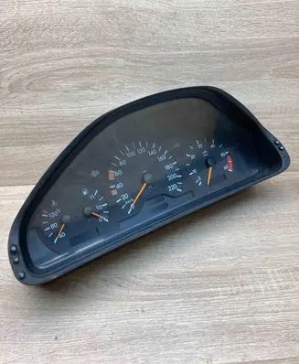 Mercedes-Benz E W210 Speedometer (instrument cluster) 2105403048 110008898