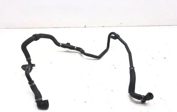 Mercedes-Benz E W212 Engine coolant pipe/hose A2185012882 A2125010024