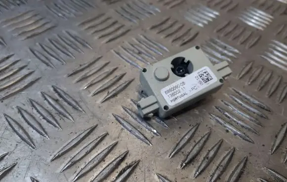 Mini One - Cooper Coupe R56 Antenna control unit 699009005