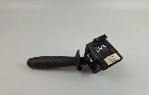 Opel Vivaro Wiper control stalk 8200009620