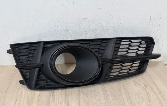 Front fog light trim/grill