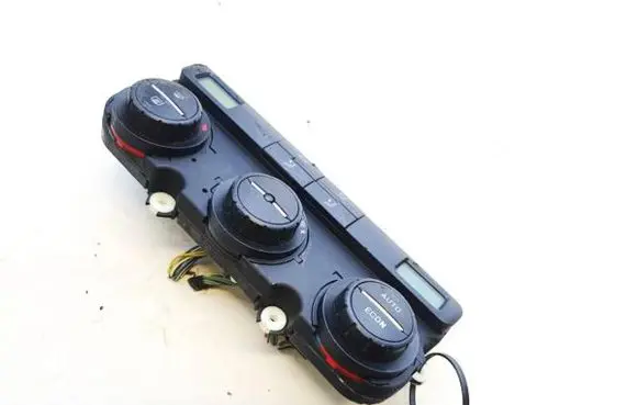 Skoda Octavia Mk2 (1Z) Climate control unit