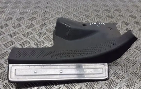 Hyundai Santa Fe Sill/side skirt trim X85875-26010