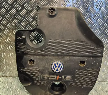 Volkswagen Golf IV Engine cover (trim) 038103925E