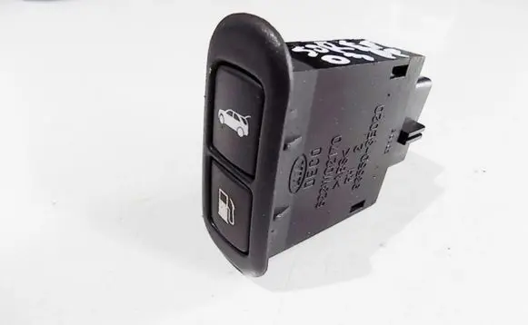 KIA Sorento Tailgate opening switch 