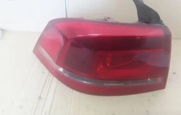 Volkswagen PASSAT B7 Rear/tail lights 3AE945257