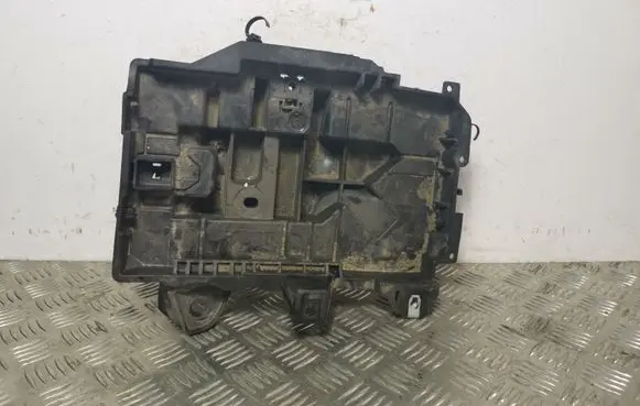 Jeep Cherokee Battery tray 68186053AC