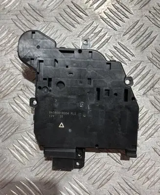 Toyota RAV 4 (XA50) Air conditioning/heating control unit 063800-9004