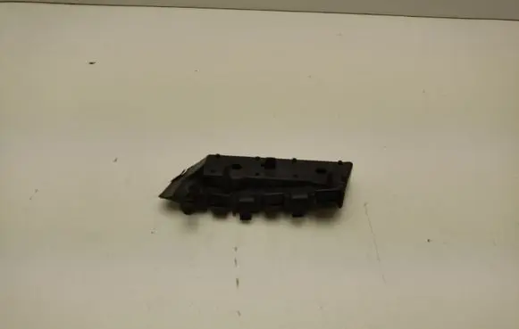 Ford Mustang VI Front bumper mounting bracket FR3B17D958AE