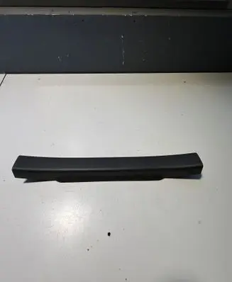 Land Rover Discovery Sport Other trunk/boot trim element FK7244252A