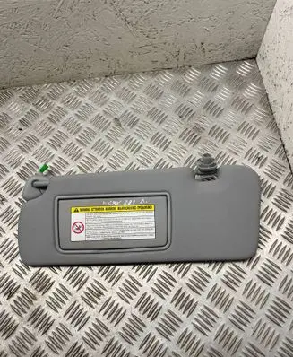 Honda CR-V Sun visor