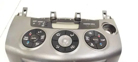 Toyota RAV 4 (XA30) Climate control unit 5590042381 55900-42381
