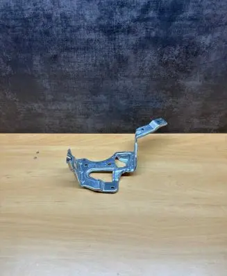 BMW 5 E60 E61 Front door exterior handle/bracket 7066042