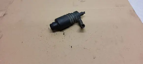 Audi 100 S4 C4 Windscreen/windshield washer pump 893955665