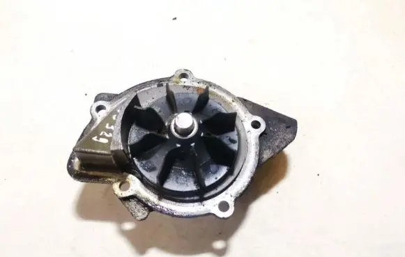 Peugeot 607 Water pump 9630504410