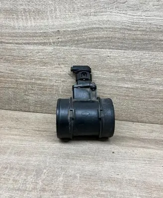 Opel Zafira B Mass air flow meter 55350046