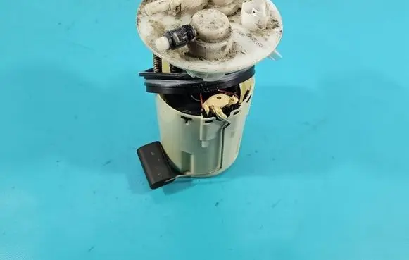Toyota Avensis T250 In-tank fuel pump 0580313085 IMPRK1600225