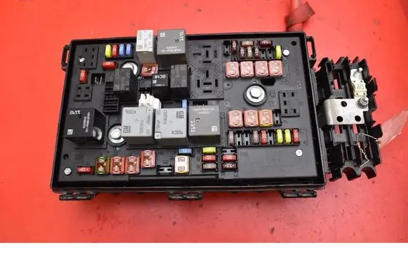 Opel Astra J Fuse box set 13343763RT