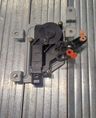 KIA Sorento Tailgate boot lock/latch motor 812403E000