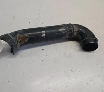 Air intake hose/pipe
