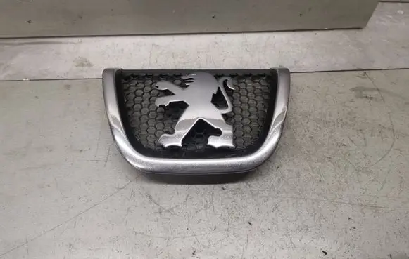 Peugeot 607 Manufacturer badge logo/emblem 9649004577