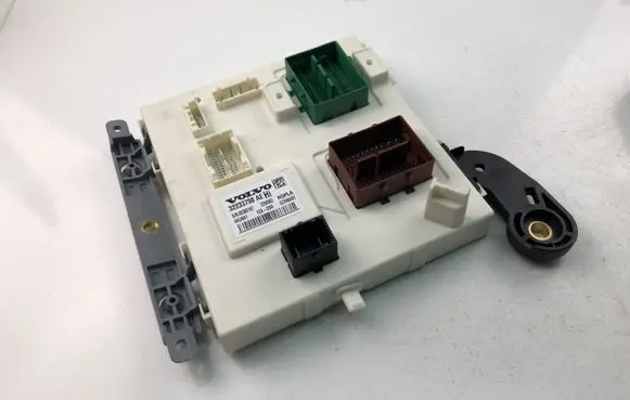Volvo XC90 Other control units/modules 32233798AE