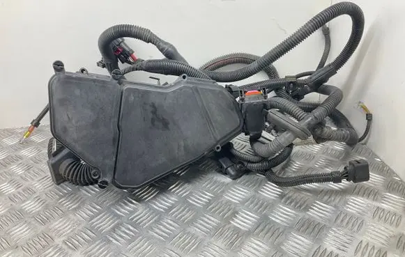 Volkswagen Touareg II Fuse box set 7L0937576B 7L0937503D 7P6971072AM