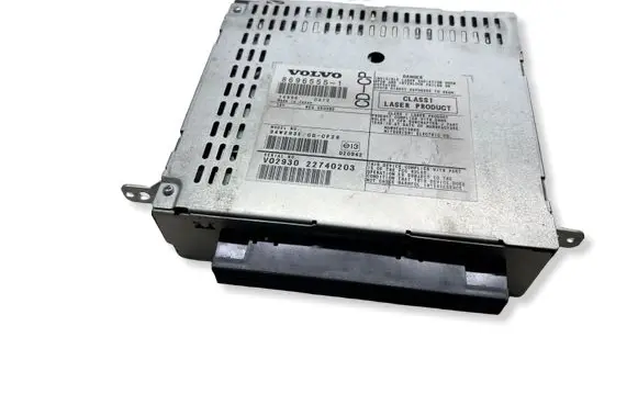 Volvo XC90 Radio/CD/DVD/GPS head unit 86965551