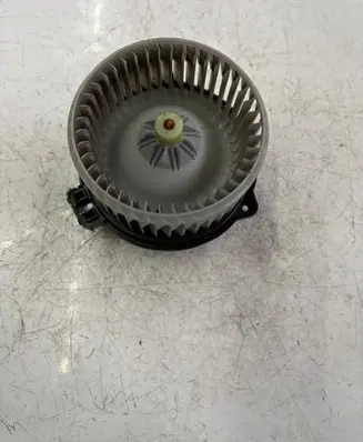 Lexus RX 330 - 350 - 400H Heater fan/blower 272700509