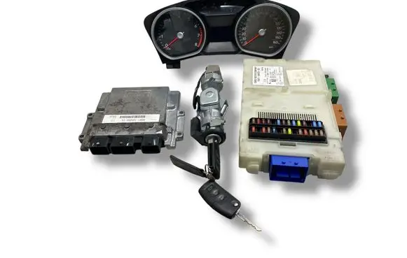 Ford Mondeo MK IV Engine ECU kit and lock set 6G9112A650CG 7G9T14A073DD 8M2T10849BC