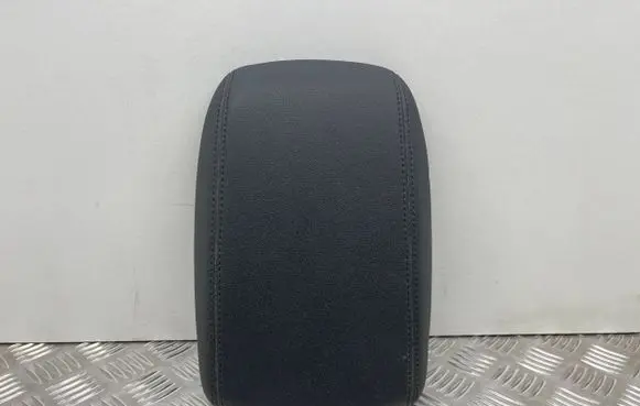 Ford Focus Armrest 