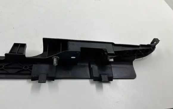 Porsche 911 991 Sill supporting ledge 991555619 55561903