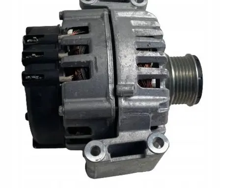 Mercedes-Benz C W205 Generator/alternator A0009068706